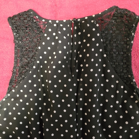 Pretty polka dot dress - Picture 2 of 7
